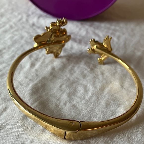 Kate Spade:Multi-Stone Frog& Flower HingedCuff Bracelet- Gold Tone-Missing stone - Picture 15 of 16
